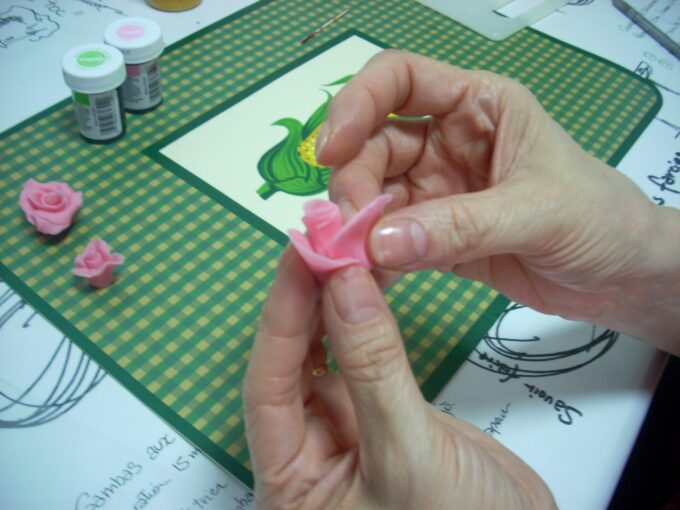 Tutorial para rosas fondant