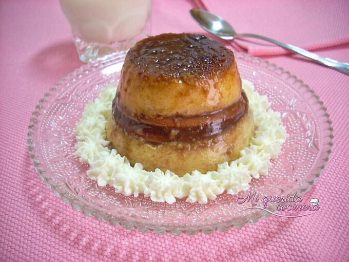 Flan con chocolate y galletas