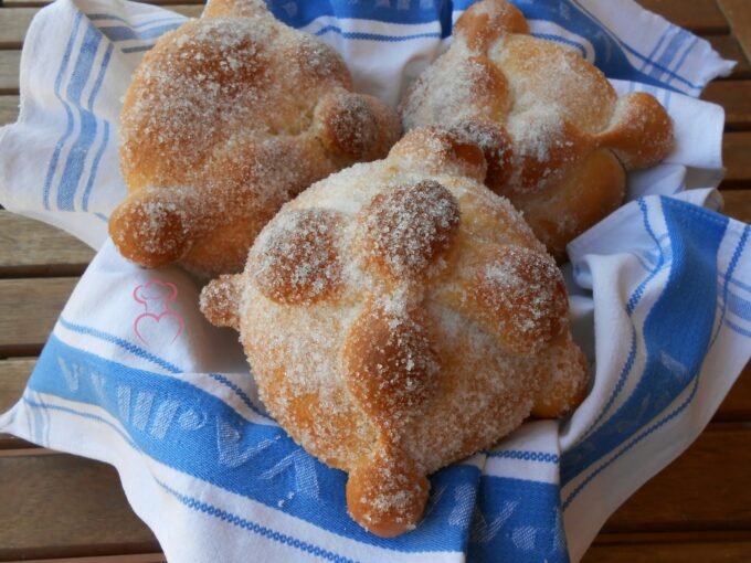 Pan de muerto tradicional mejicano