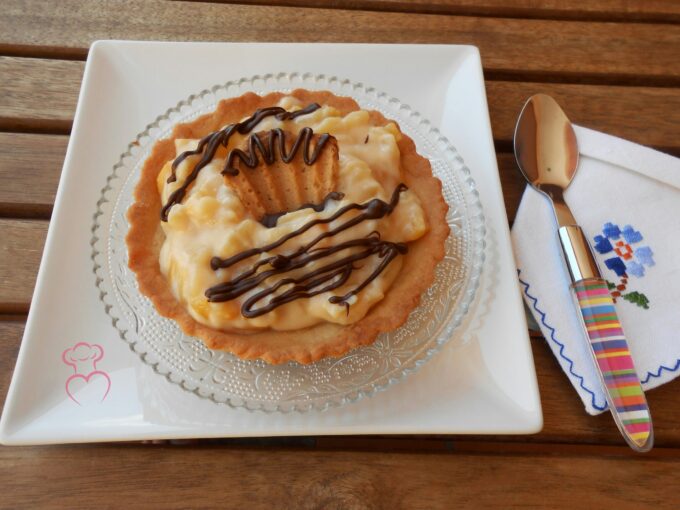 Crema de melocotón y manzana en tartaleta