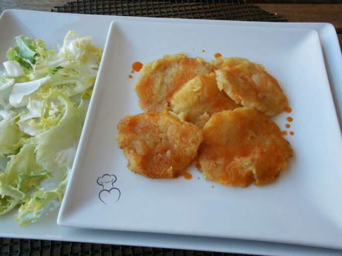 Tortitas de patata al ajillo de pimentón