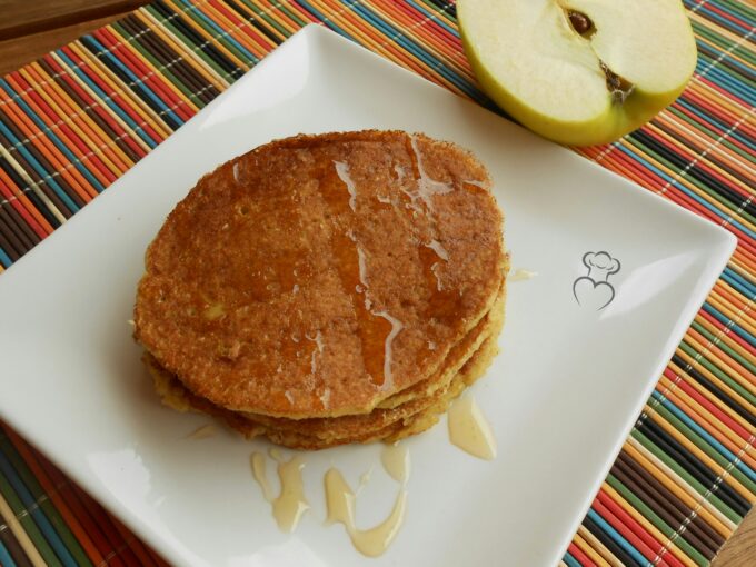 Tortitas de avena y manzana sin azúcar