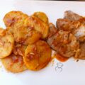Patatas al ajillo pastor con solomillo de cerdo